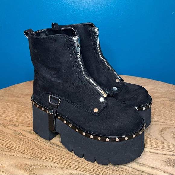 Demonia Cult Ashes 100 Vegan Suede Gothic Platform Ankle Boot Women’s 9 Black - Picture 1 of 10
